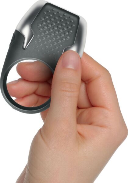 Anillo vibrador Climaximum Tyro de silicona con detalles de ABS metalizado