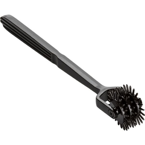 Rueda de Wartenberg CalExotics Boundless Trio Pleasure Wheel, de color negro, con sus tres ruedas de puntas