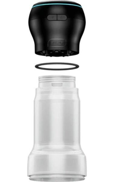 Masturbador Kiiroo PowerBlow Feel Pocket con su dispositivo de succión PowerBlow