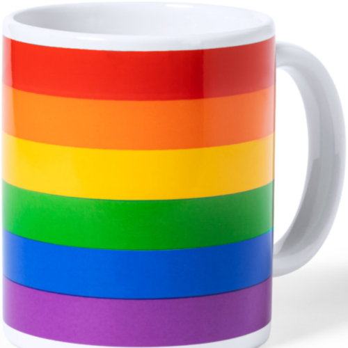Taza PRIDE con bandera LGBT en caja kraft individual