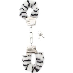 Shots furry esposas zebra