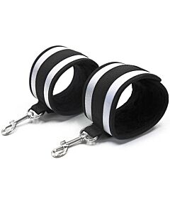 Esposas Gris Fetiche Muñecas