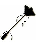 Fusta Pluma Seducción