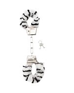 Shots furry esposas zebra