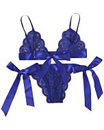Encaje Azul: Conjunto Sensual