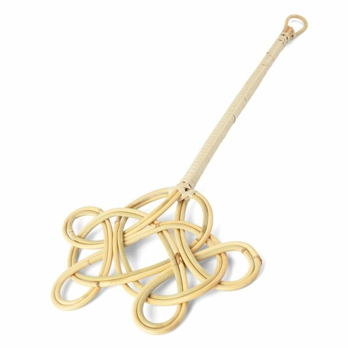 Paleta azotadora carpet beater Fetish fantasy 