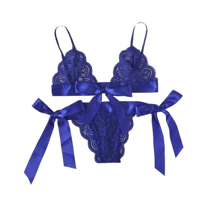Encaje Azul: Conjunto Sensual