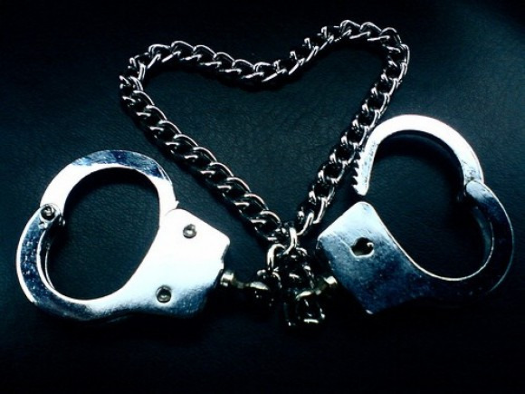 Esposas Eróticas: Guía Segura para BDSM Principiantes